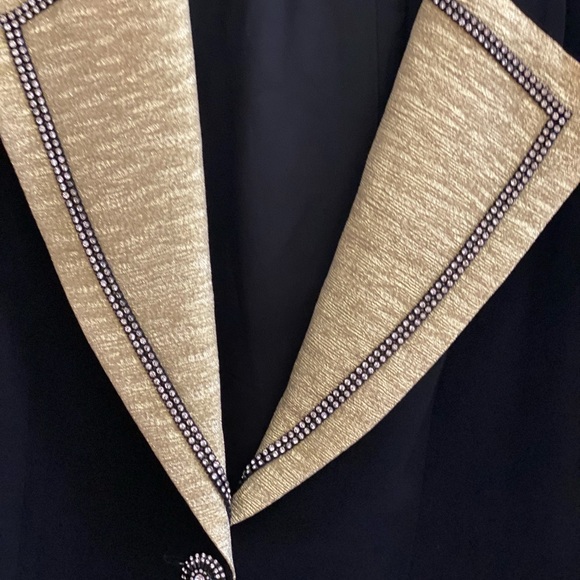 BLAZER JACKET 🧥 - Picture 5 of 8